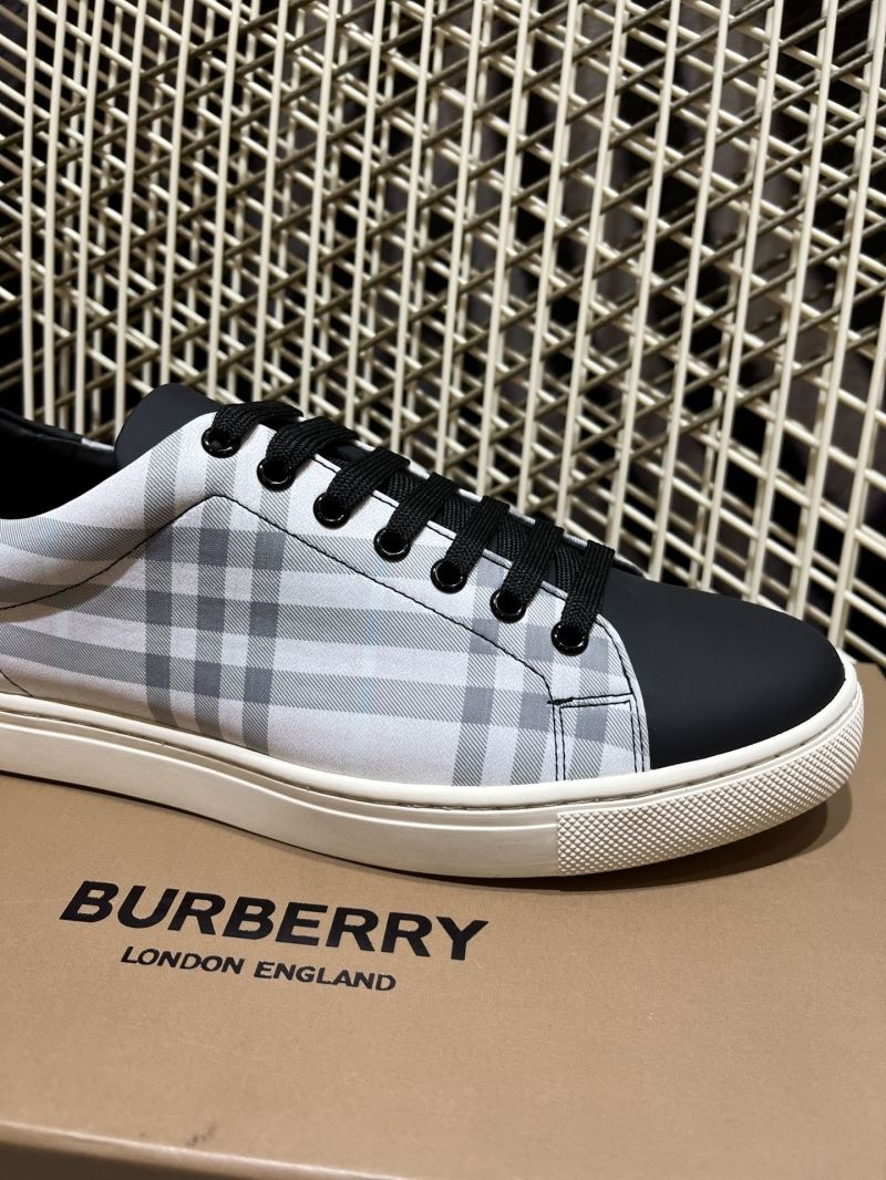 Burberry Low Shoes